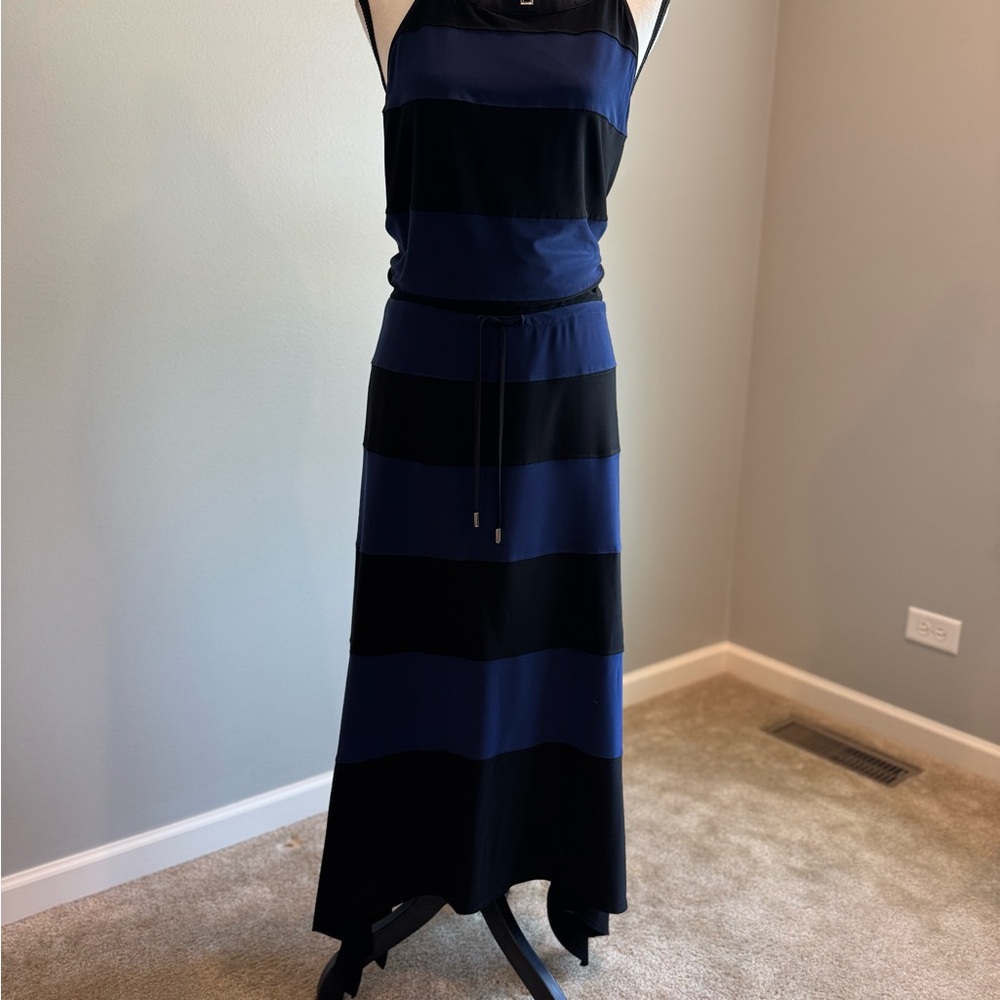 White House Black Market Black and Navy Dress with Gold Accents, size XL